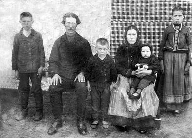 Семья Дауберта, с. Побочино, 1912 г.